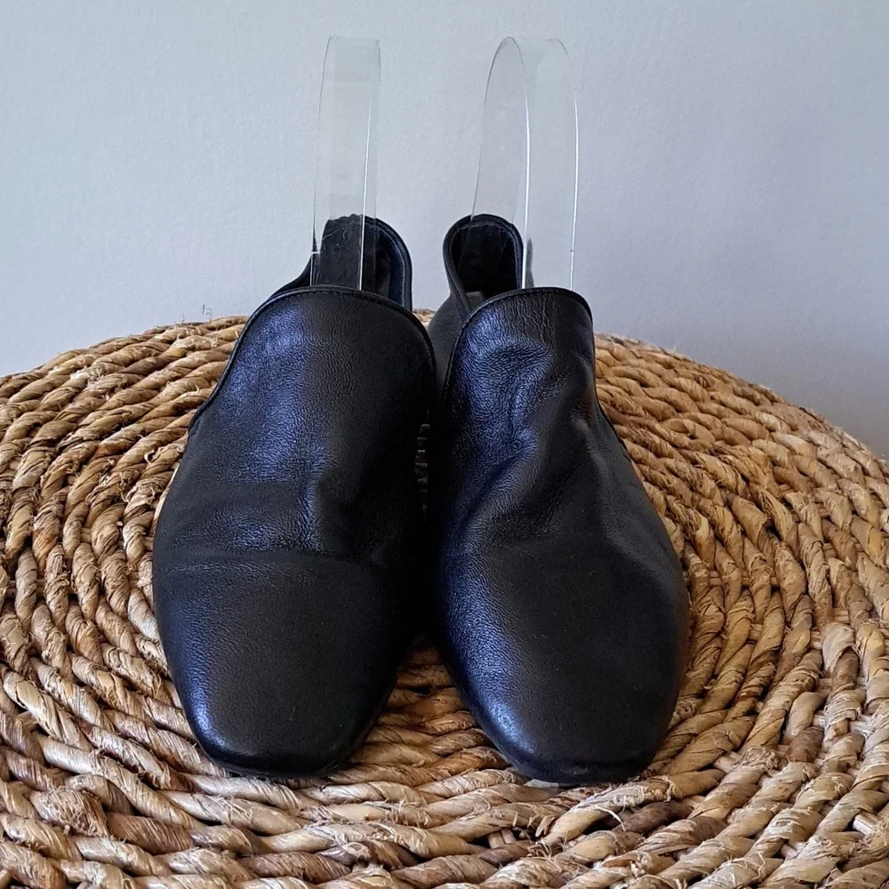 NWOT Aquatalia Womens Revy Black‎ Soft Napa Leather Slipper Loafers S-6.5